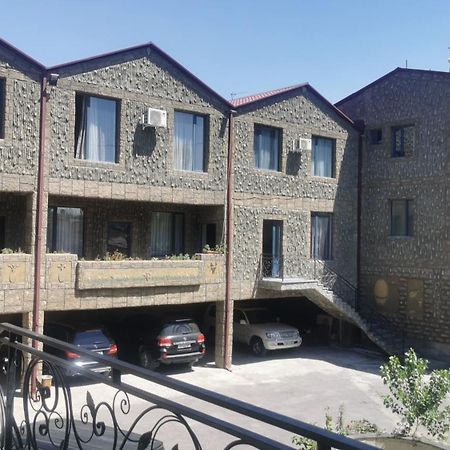 Narek+ Hotel Arrinj Room photo